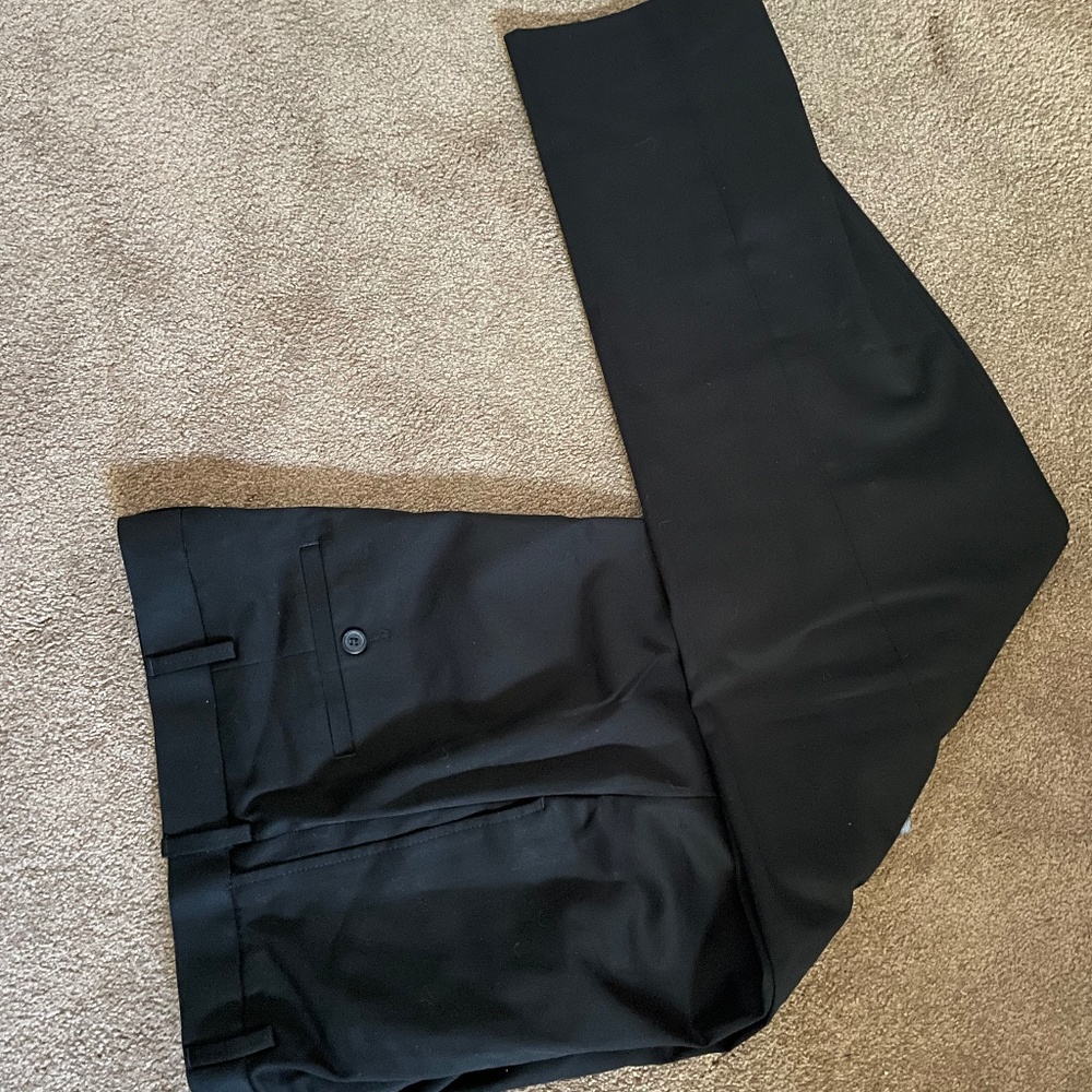 NWT Haggar black men’s khakis